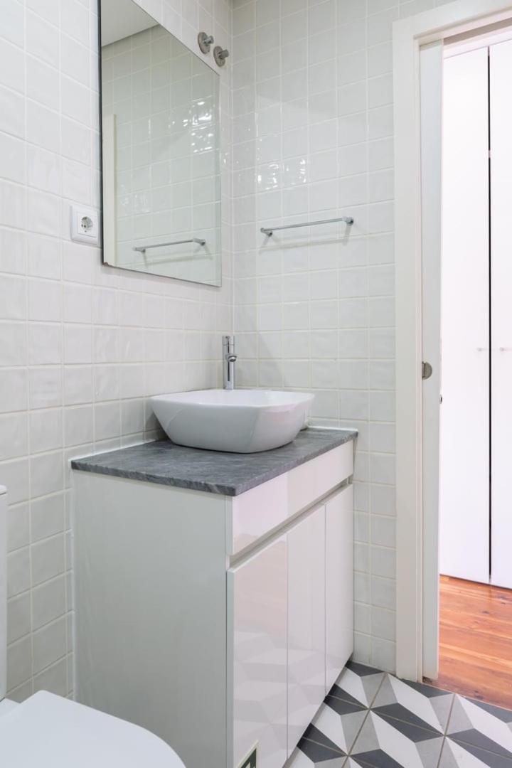 Apartment Framed Corner By Portugal Active Porto
