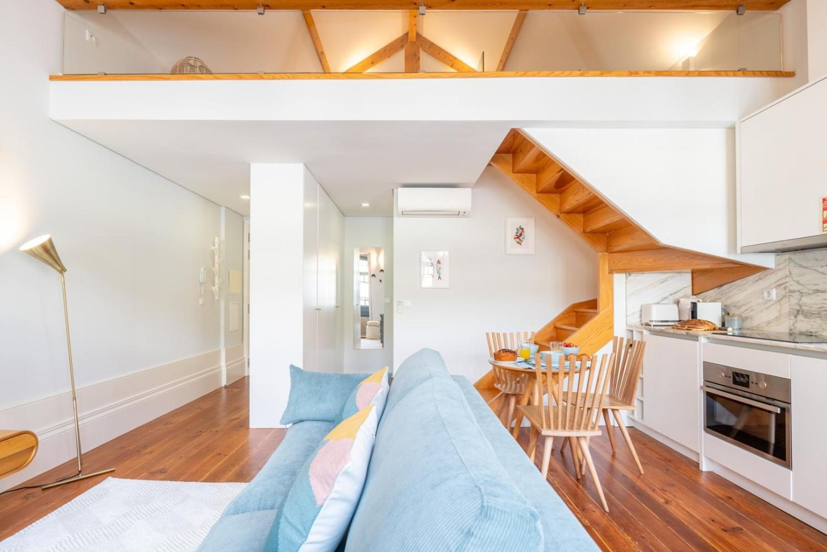 Framed Corner By Portugal Active Apartment *