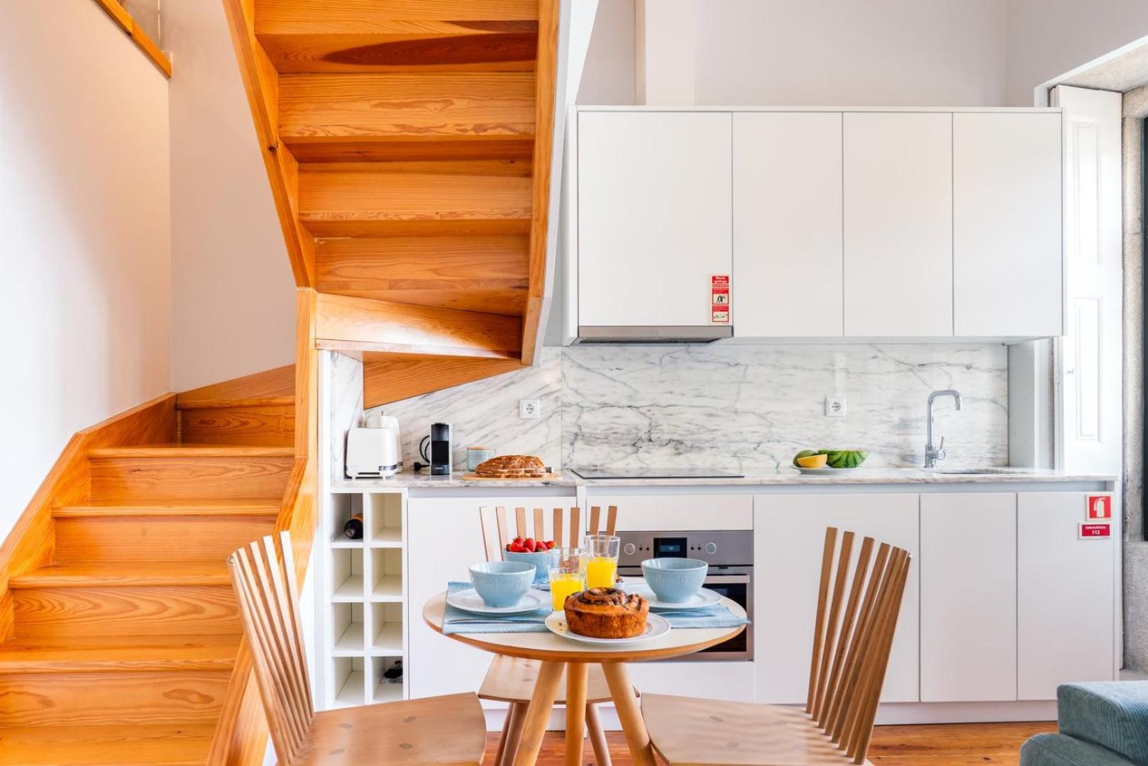Framed Corner By Portugal Active Appartement